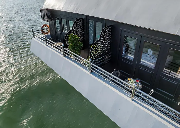 Athena Royal Cruise - Luxury In Halong Bay