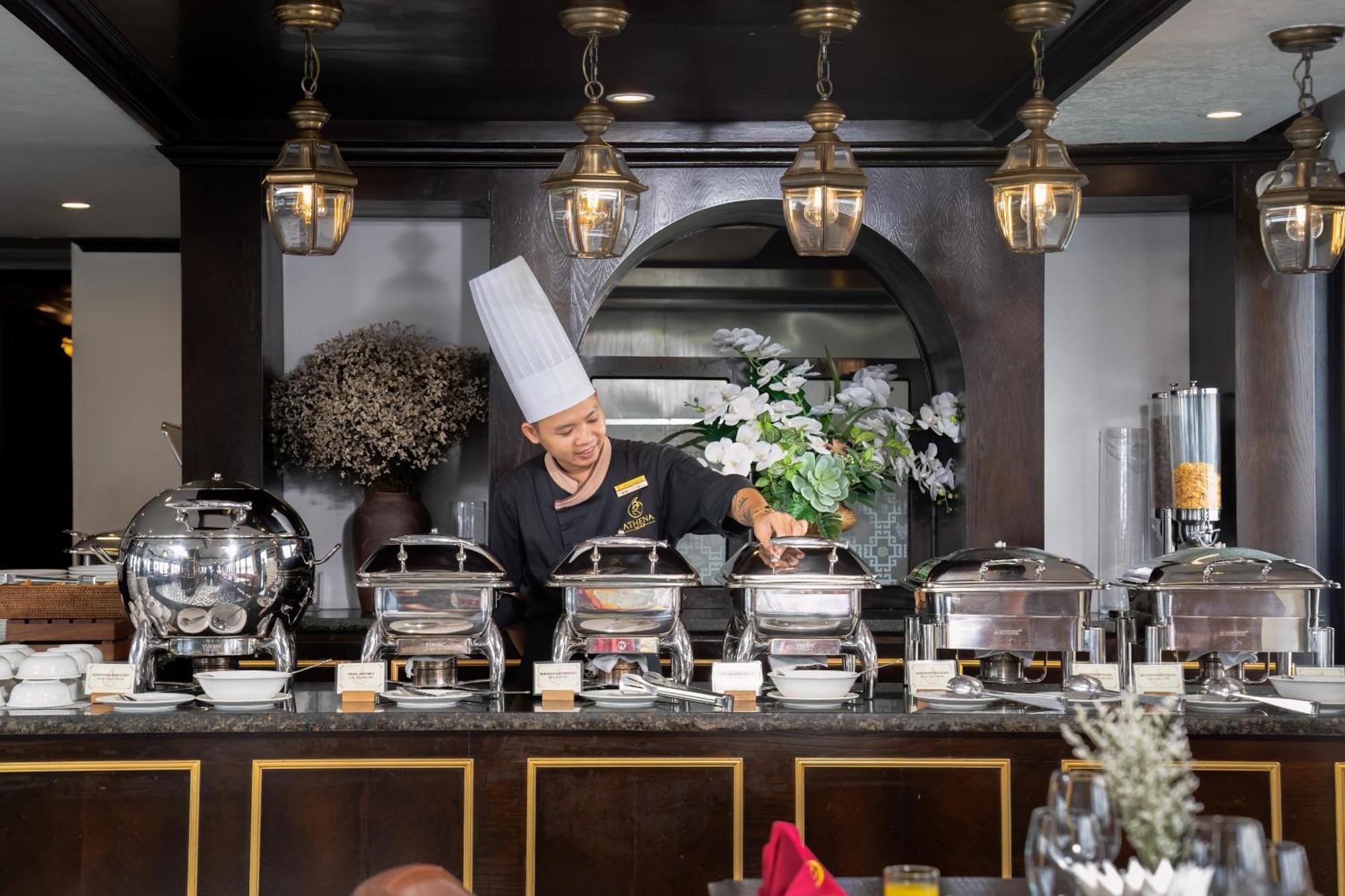 Athena Royal Cruise - Luxury In Halong Bay 5* Hạ Long